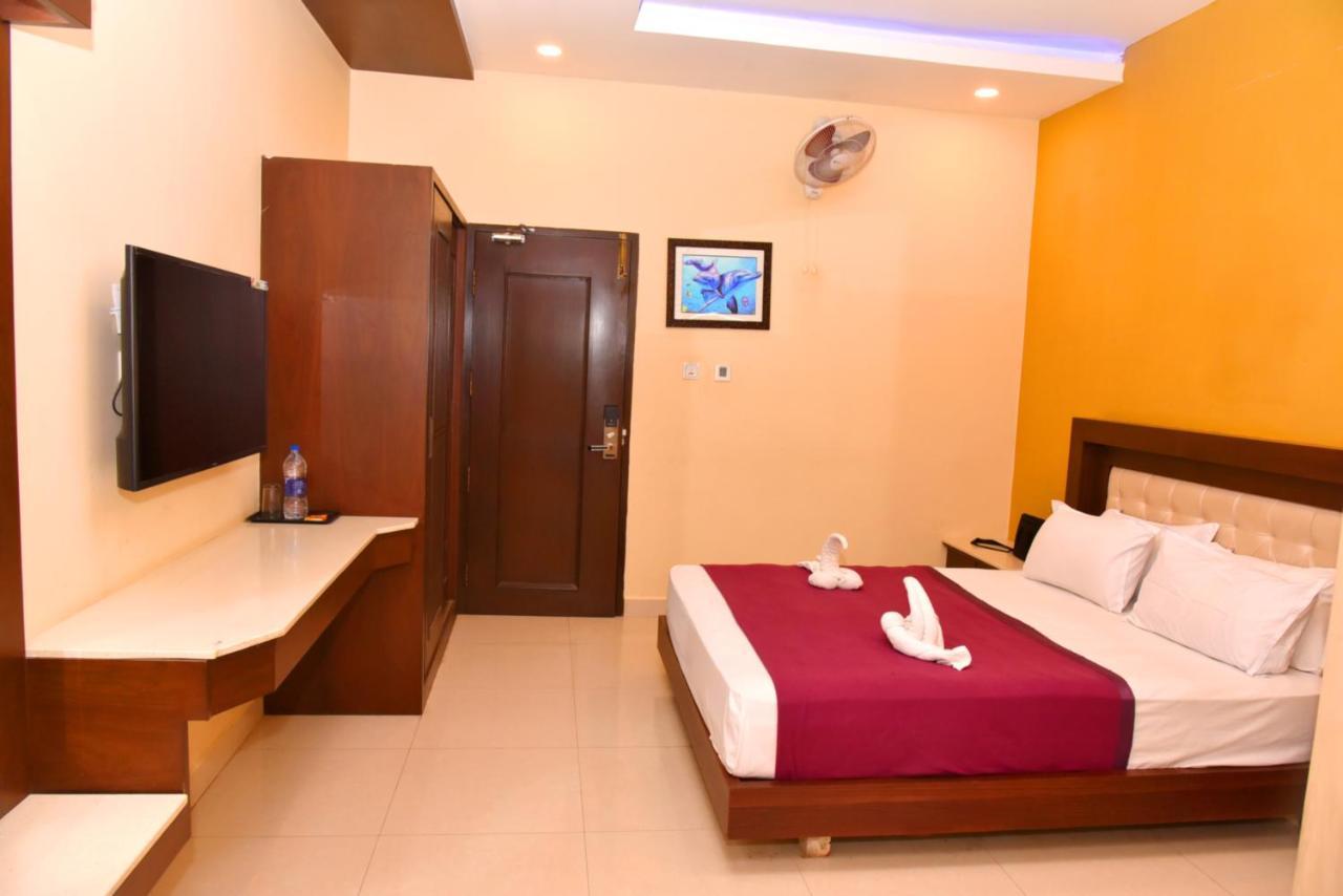 The Grand Park Hotel Chidambaram Exterior photo
