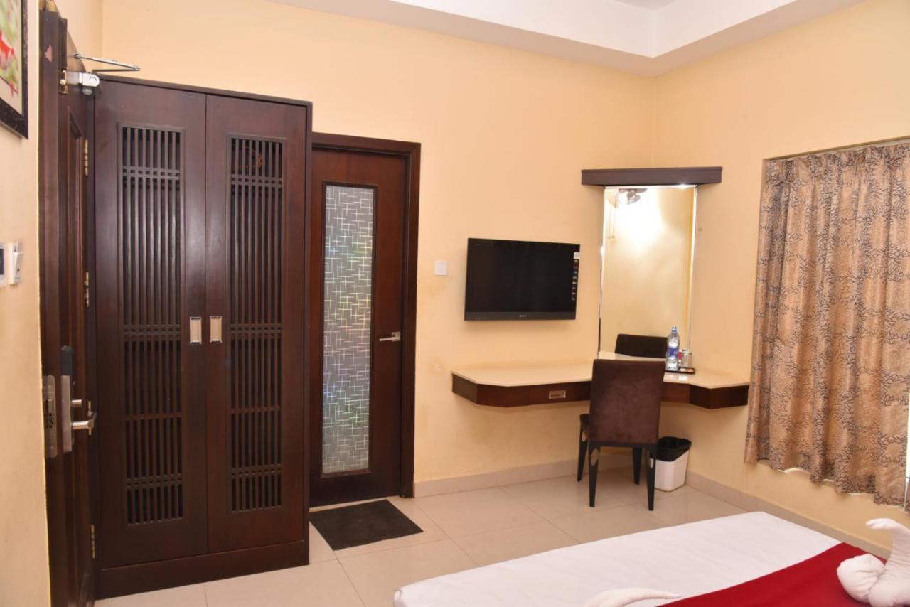 The Grand Park Hotel Chidambaram Exterior photo